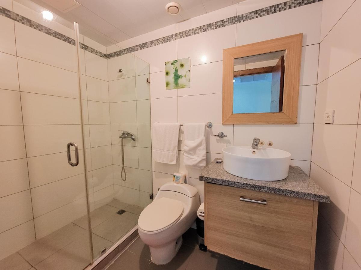 Marbella Towers Beachfront 2 Bedrooms Juan Dolio Esterno foto
