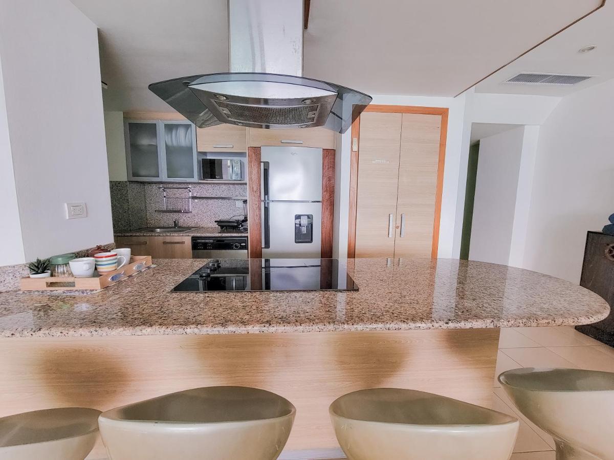 Marbella Towers Beachfront 2 Bedrooms Juan Dolio Esterno foto